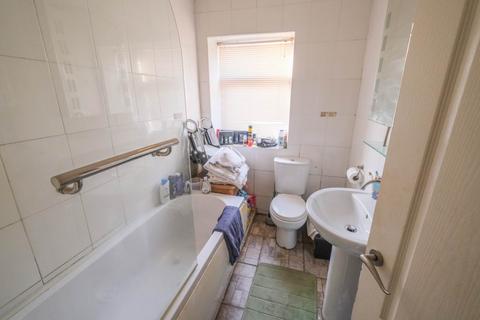 1 bedroom terraced house for sale, Armitage Road, Huddersfield HD4