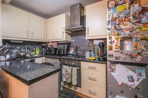 1 bedroom terraced house for sale, Armitage Road, Huddersfield HD4