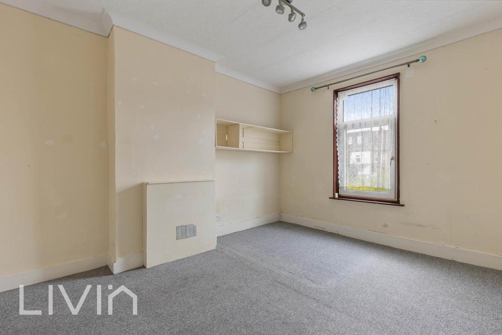 65 Langdale Road, CR7 - 12