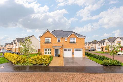 4 bedroom detached house for sale, Shiel Hall Crescent, Rosewell, EH24