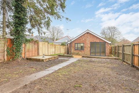 undefined, New Cheveley Road, Newmarket CB8