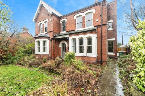 4 bedroom detached house for sale, Ferrybridge Road, West Yorkshire WF11