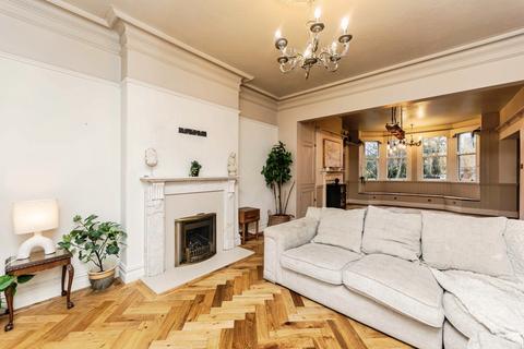 4 bedroom detached house for sale, Ferrybridge Road, West Yorkshire WF11