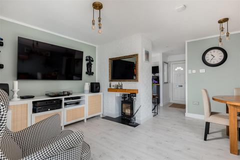 2 bedroom end of terrace house for sale, Stapledon Green, Temple Herdewyke, Southam