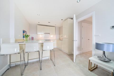 2 bedroom flat for sale, Magdalen Road, Earlsfield, London, SW18