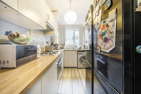 1 bedroom flat for sale, North Road, South Ealing, London, W5