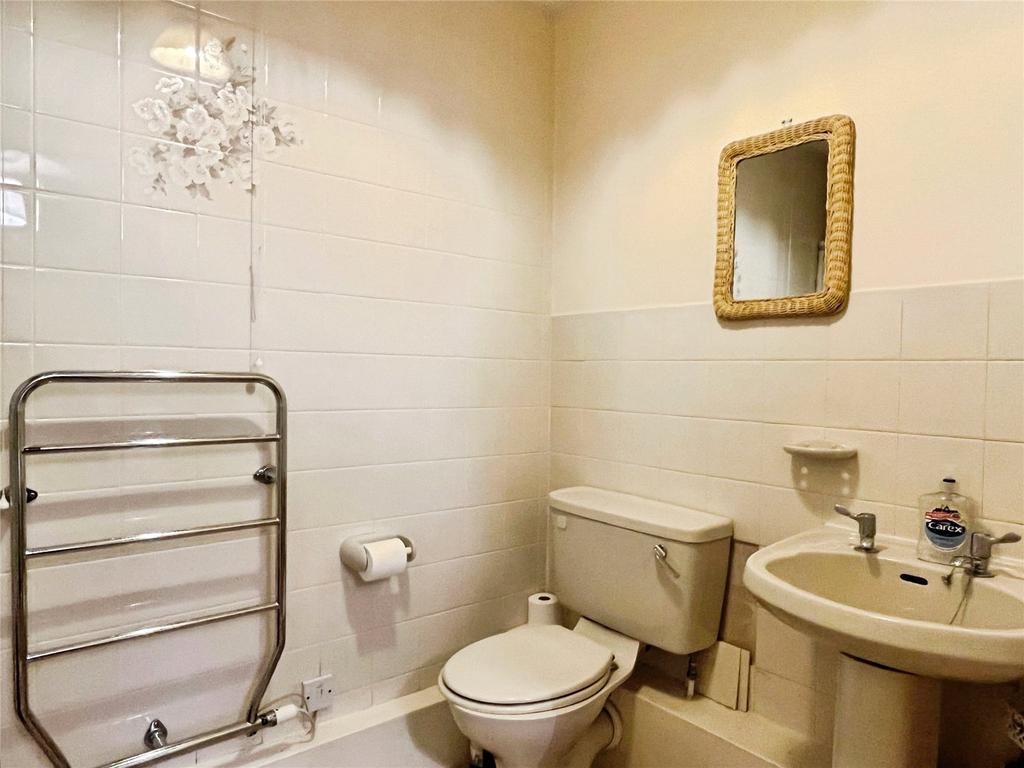 Ensuite