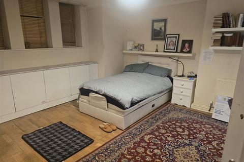 2 bedroom apartment for sale, Ellesmere Road, Eccles M30