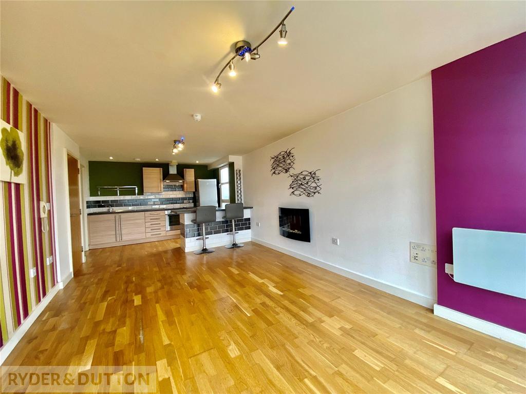 Lounge/Kitchen