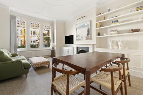 Louisville Road, SW17