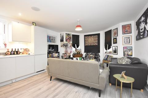 2 bedroom flat for sale, Edgar Road, Margate