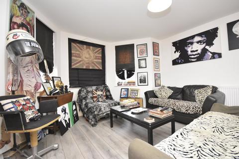 2 bedroom flat for sale, Edgar Road, Margate