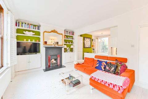 1 bedroom flat for sale, Bonnington Square, Vauxhall, London, SW8