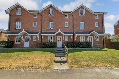 2 bedroom ground floor flat for sale, Lion Mews, Uckfield TN22