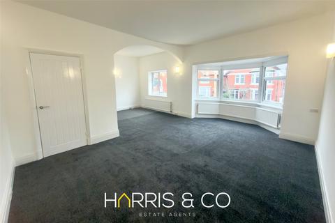 4 bedroom apartment to rent, St. Davids Road North, Lytham St. Annes, Lancashire, FY8
