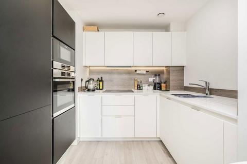 1 bedroom flat to rent, Newnton Close, London N4