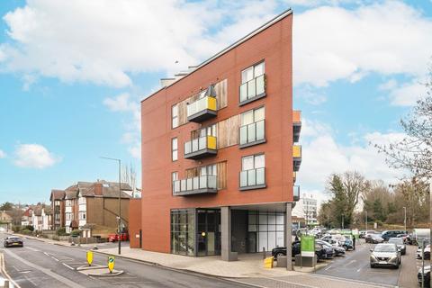 2 bedroom flat to rent, Coombe Lane, London SW20