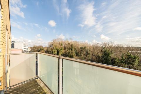 2 bedroom flat to rent, Coombe Lane, London SW20