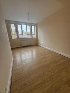 2 bedroom flat to rent, 280A Court Road, Mottingham, SE9