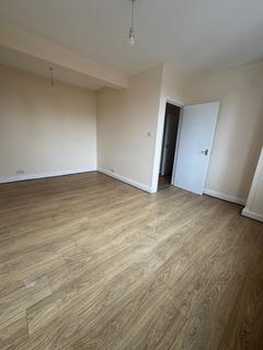 2 bedroom flat to rent, 280A Court Road, Mottingham, SE9