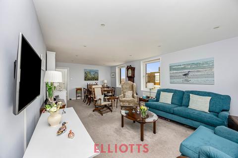 3 bedroom apartment for sale, Grand Avenue, Hove