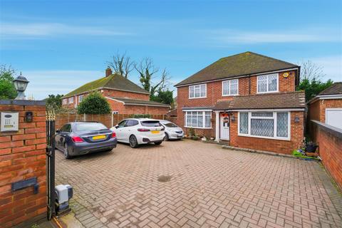 Thorney Lane South, Iver SL0