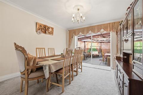 4 bedroom detached house for sale, Thorney Lane South, Iver SL0