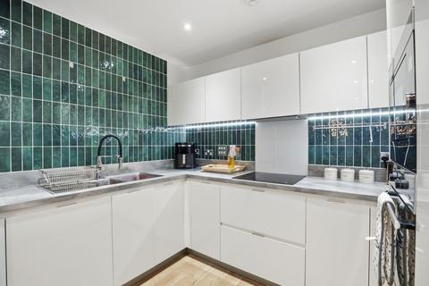 Madeira Street, Lamington Heights, E14