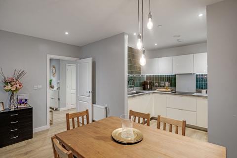 2 bedroom flat for sale, Madeira Street, Lamington Heights, E14