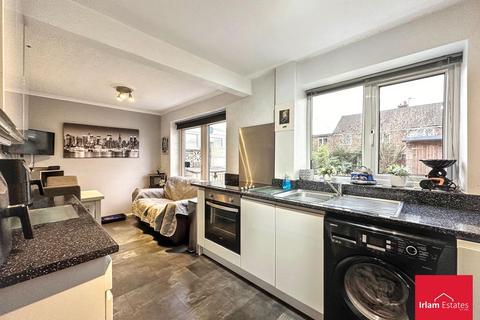 3 bedroom semi-detached house for sale, Exeter Drive, Irlam, M44
