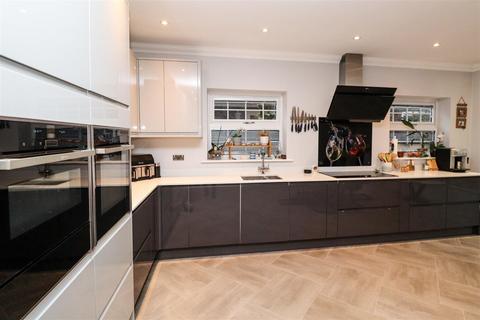 undefined, Albany Road, Fleet GU51