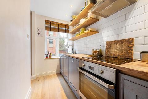 1 bedroom flat for sale, Brixton Hill, SW2