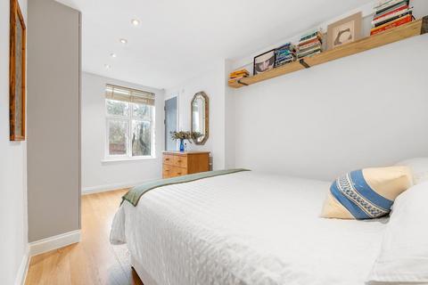 1 bedroom flat for sale, Brixton Hill, SW2
