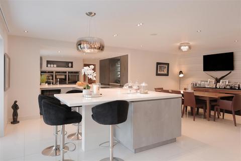 undefined, Rivermead Avenue, Hale Barns,