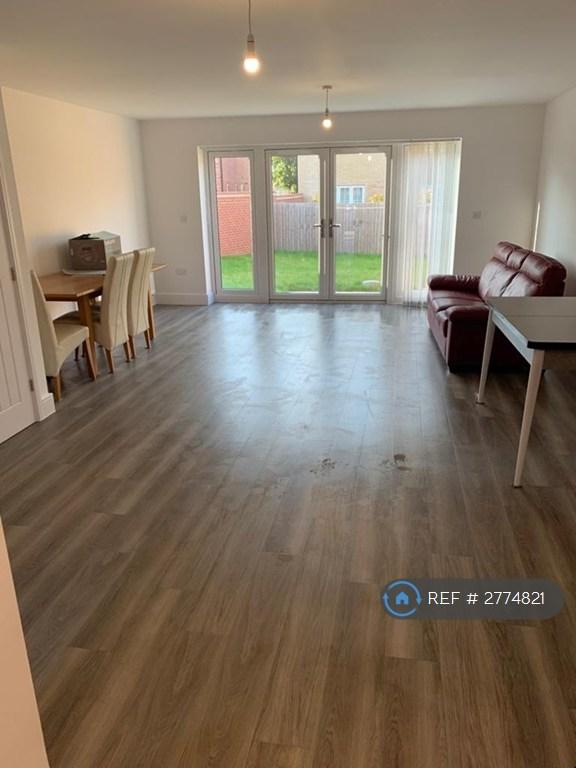 Dining/Living Room