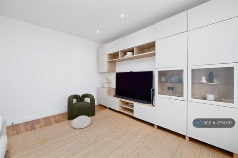 3 bedroom terraced house to rent, Dollis Hill Lane, London, NW2