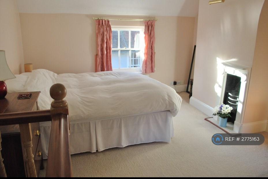 Top Bedroom Front