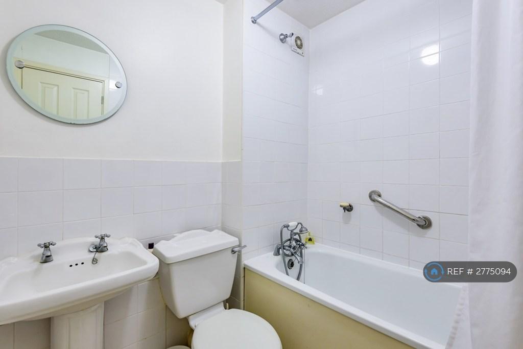 Westcott - Bathroom