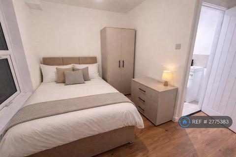 undefined, Gardenia Avenue, Luton, LU3