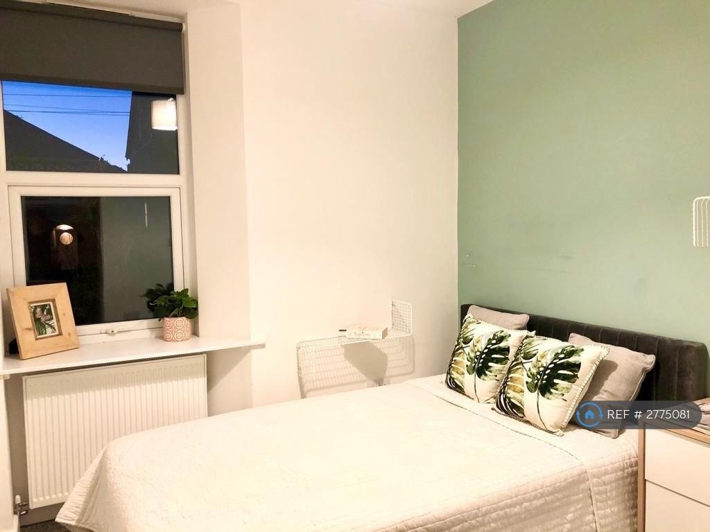 Room 4