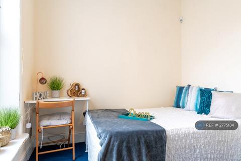 undefined, St. Pauls Road, Cheltenham, GL50