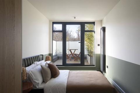 2 bedroom maisonette for sale, Forest Hill Road, London