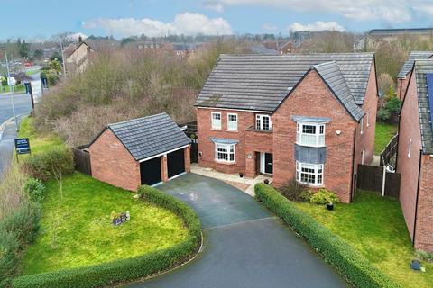 5 bedroom detached house for sale, Winterberry Way, Stapeley, CW5