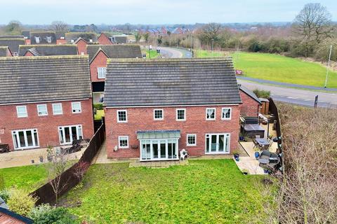 5 bedroom detached house for sale, Winterberry Way, Stapeley, CW5