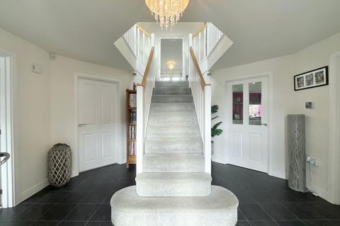 5 bedroom detached house for sale, Winterberry Way, Stapeley, CW5