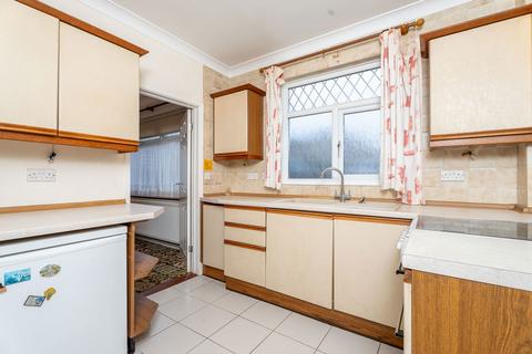 3 bedroom detached bungalow for sale, Kenway Avenue, Neath SA11