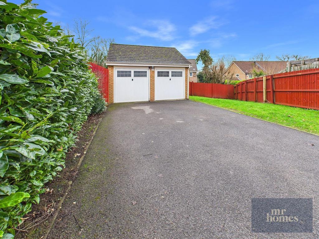 House in Cardiff, Ely - View 2