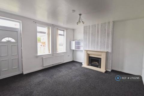 3 bedroom terraced house to rent, Hoyland Terrace, South Kirkby, Pontefract, WF9
