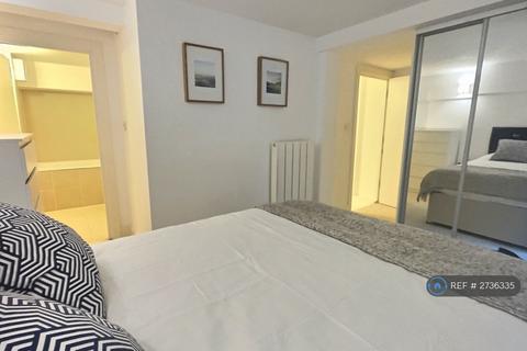 undefined, Cadogan Road, London, SE18