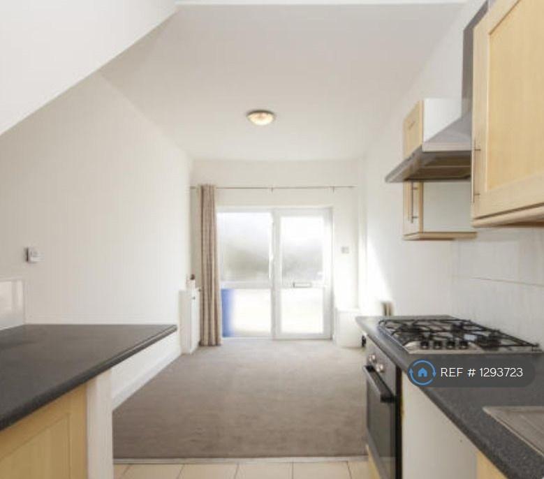 Lounge/Kitchen